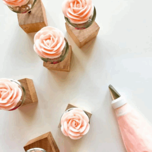 Piping Circles Block